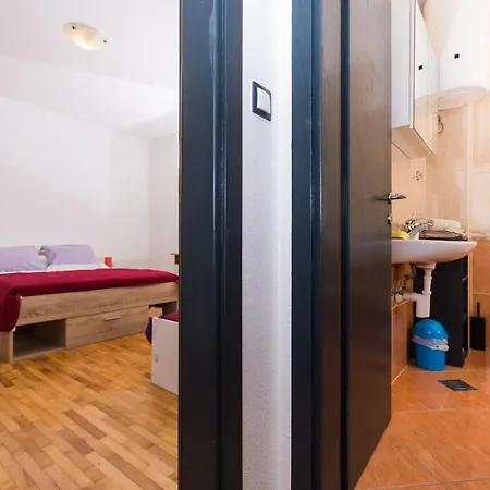 Apartman Leona Apartamento