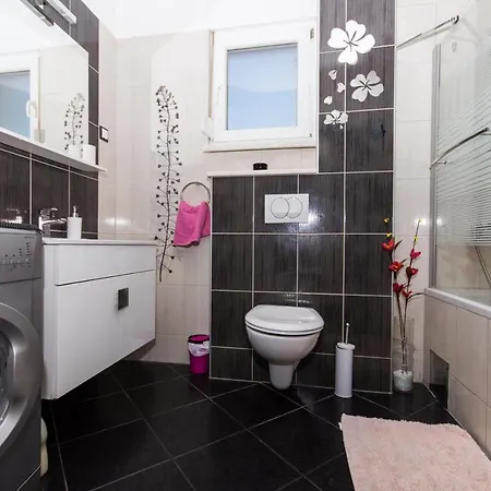 Apartamento Apartman Leona