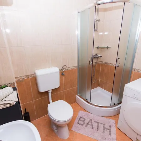 Apartamento Apartman Leona *