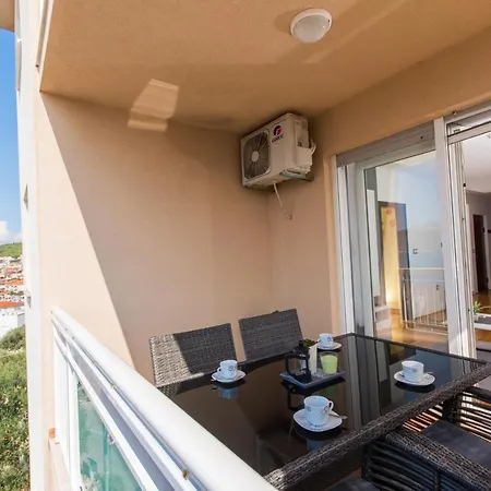 Apartman Leona * Trogir